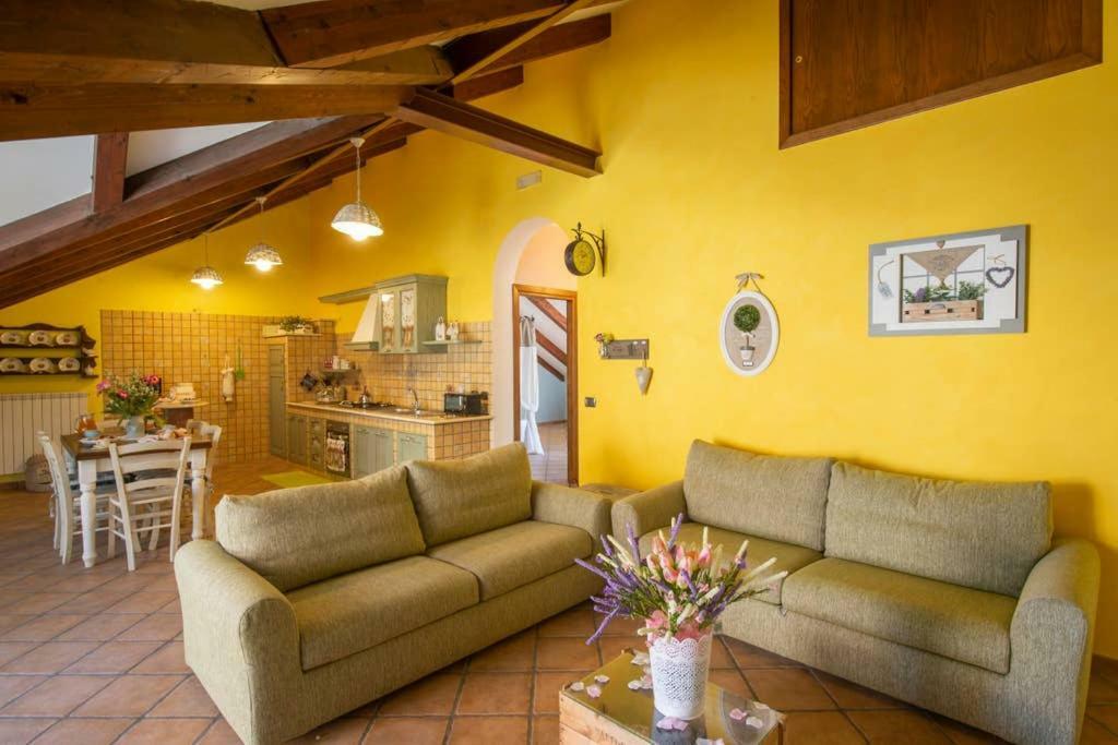 Apartamento Mansarda Ciaciano Bomerano Exterior foto
